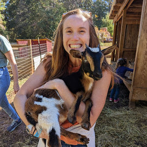 Meet your Posher, Laura